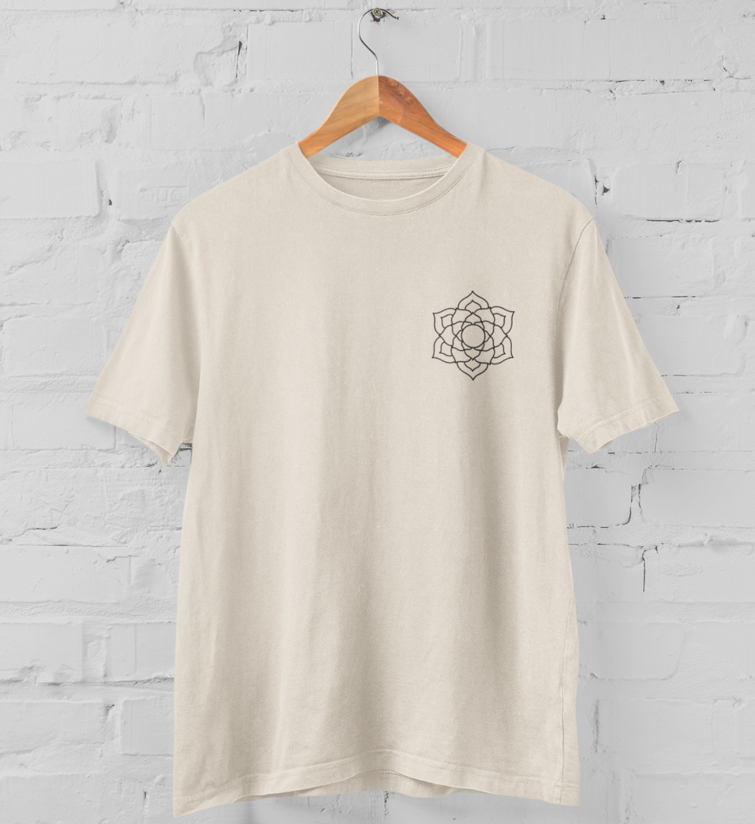 mani l t-shirt bio-baumwolle beige l schöne yoga kleidung l nachhaltige produktion aus naturtextilien l umweltfreundliche mode