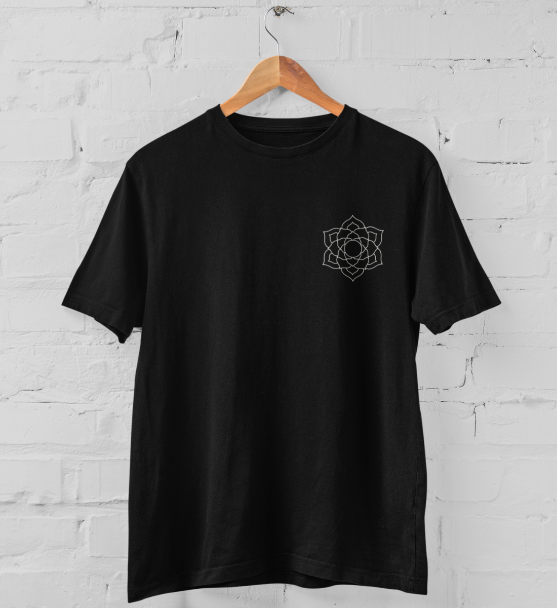 mani l t-shirt bio-baumwolle schwarz l schöne yoga kleidung l nachhaltige produktion aus naturtextilien l umweltfreundliche mode