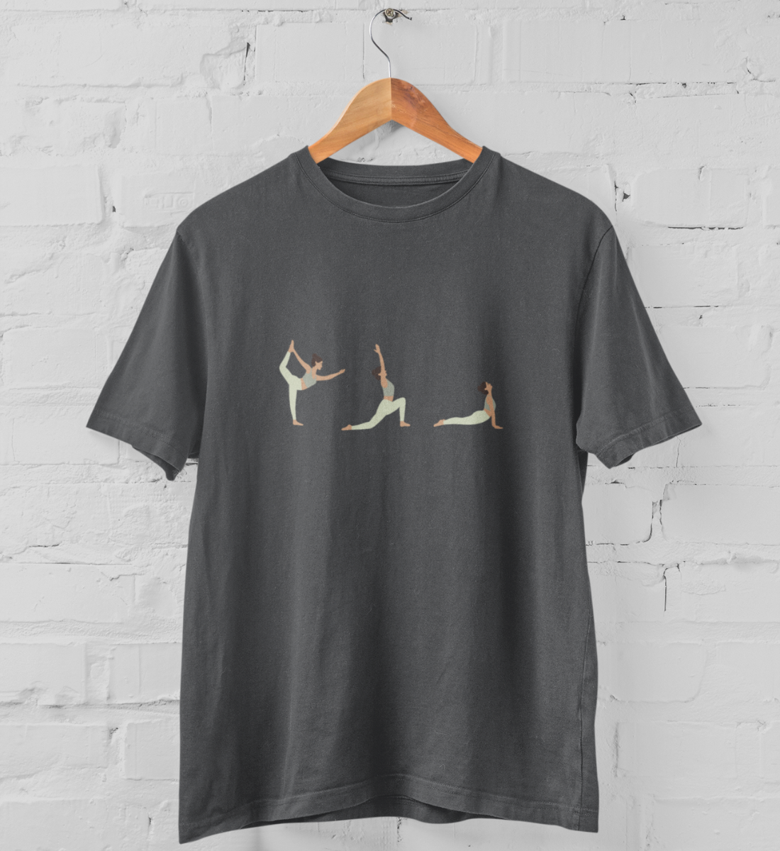 yoga posen l yoga t-shirt anthrazit l bio t-shirt l ausgefallene yoga kleidung l umweltfreundliche und vegane mode im alltag erleben